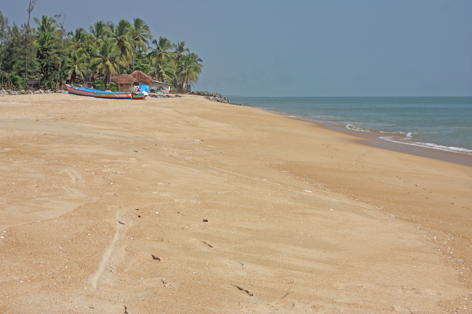 tropical-beach-in-bekal-kerala