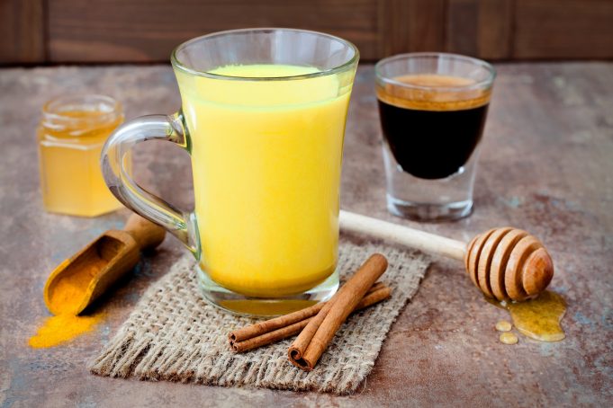 milk turmeric-golden-milk-latte