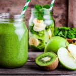 green-smoothie-banana-green-apples