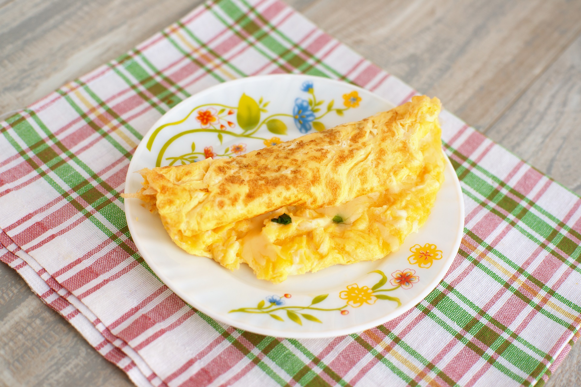 Three cheese omelet recipe. 