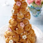 croquembouche-french-dessert-choux-pastry