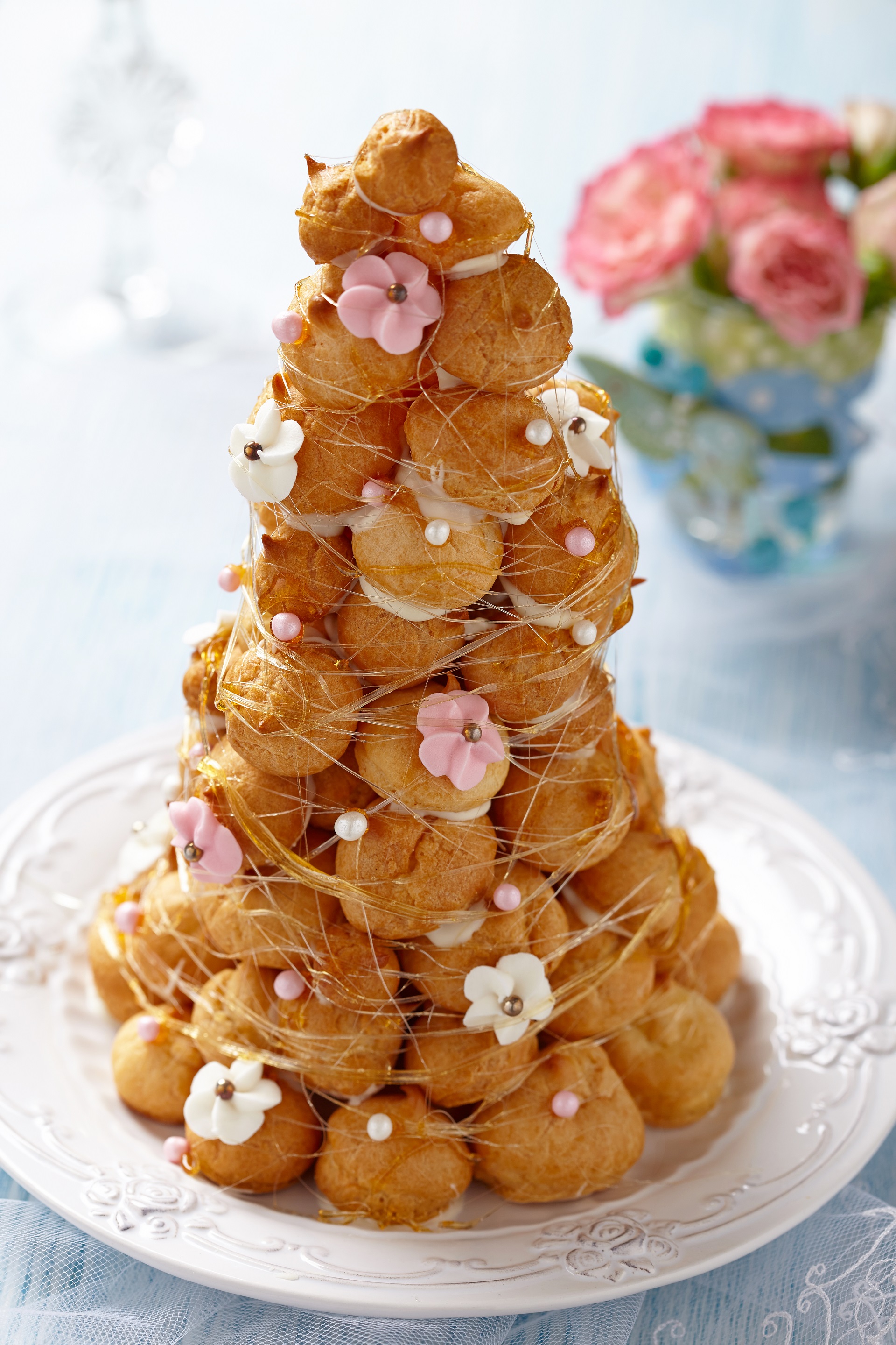 Croquembouche is a good alternative for the traditional birthday cake. 