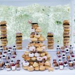 doughtnut-tower-sweet-table