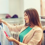 pricing_woman_clothes_shopping