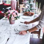 setting-dinner-table-cutlery