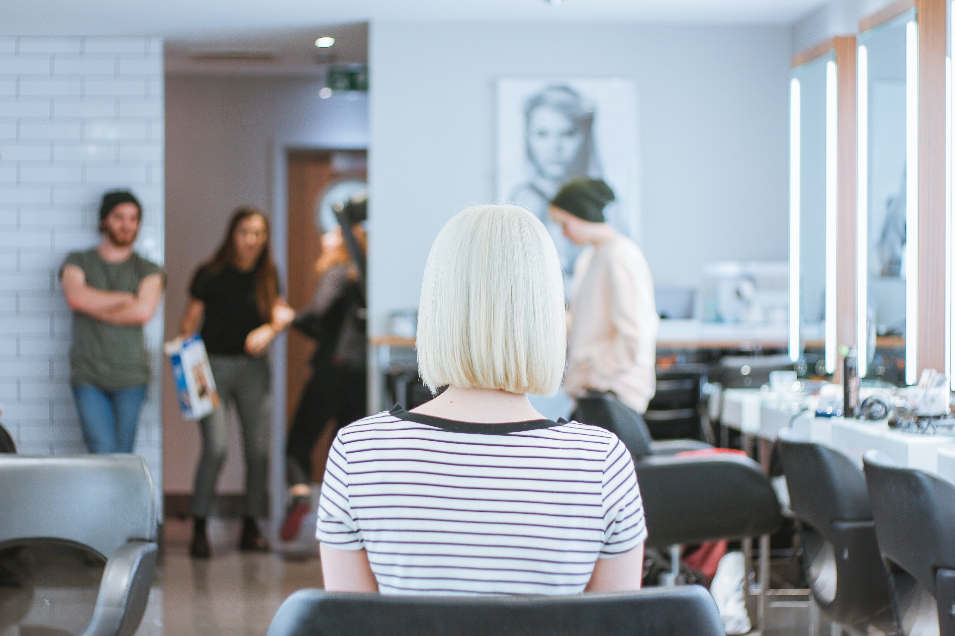 A website can help bring more customers to salons. 